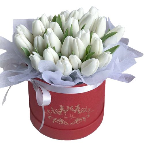 Фото товара 31 белый тюльпан в коробке в Одессе