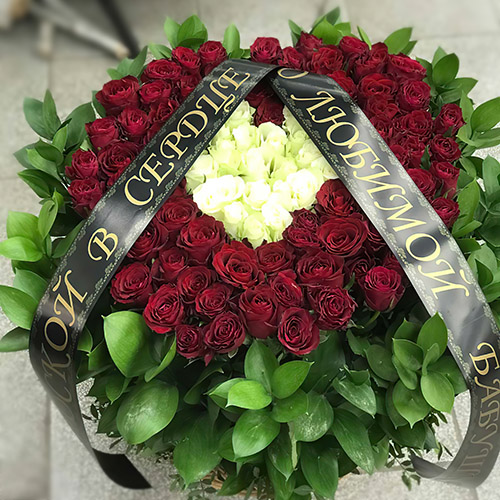 Фото товара Корзина "Сердце" 100 роз в Одессе